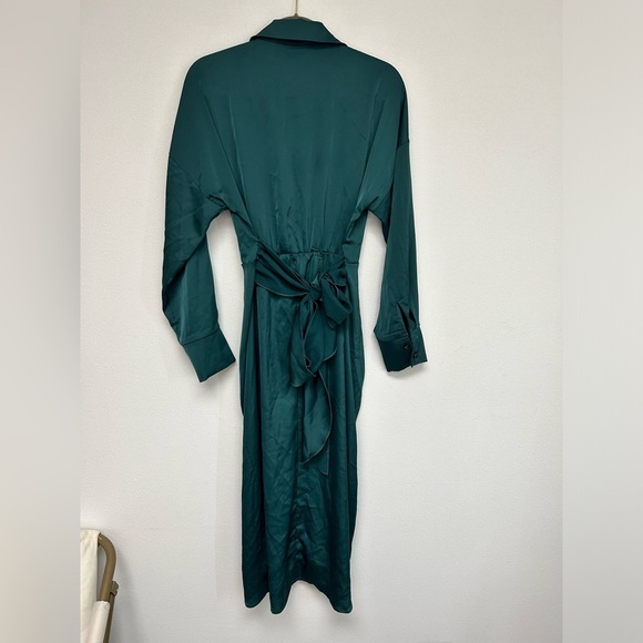 NWT Green Satin Silk Long Sleeve V-Neck Ruched Midi Shirt Dress Size L Large​ - Picture 7 of 10